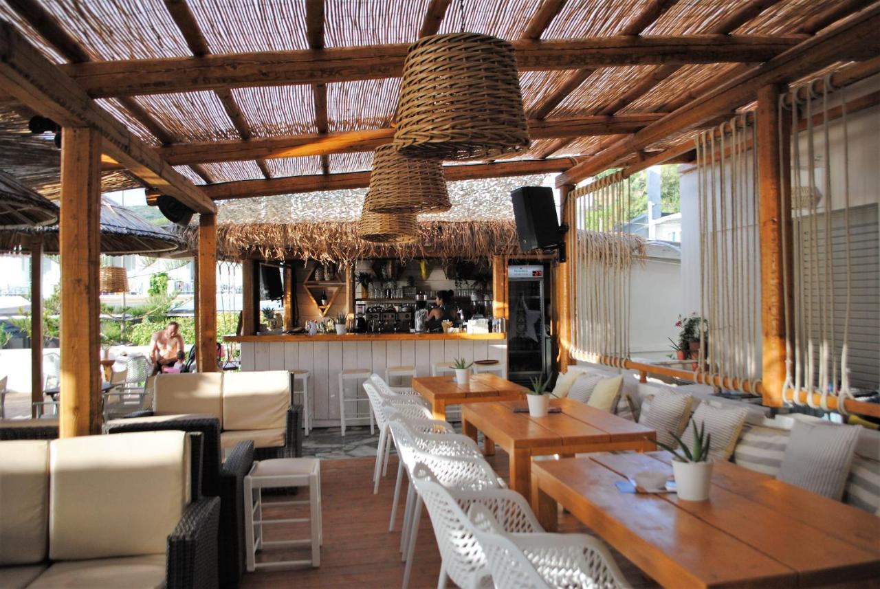Puerto Seaside Rooms Akhladheri Ngoại thất bức ảnh