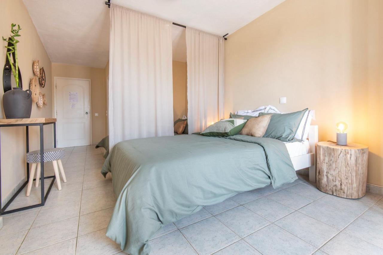 Puerto Seaside Rooms Akhladheri Ngoại thất bức ảnh